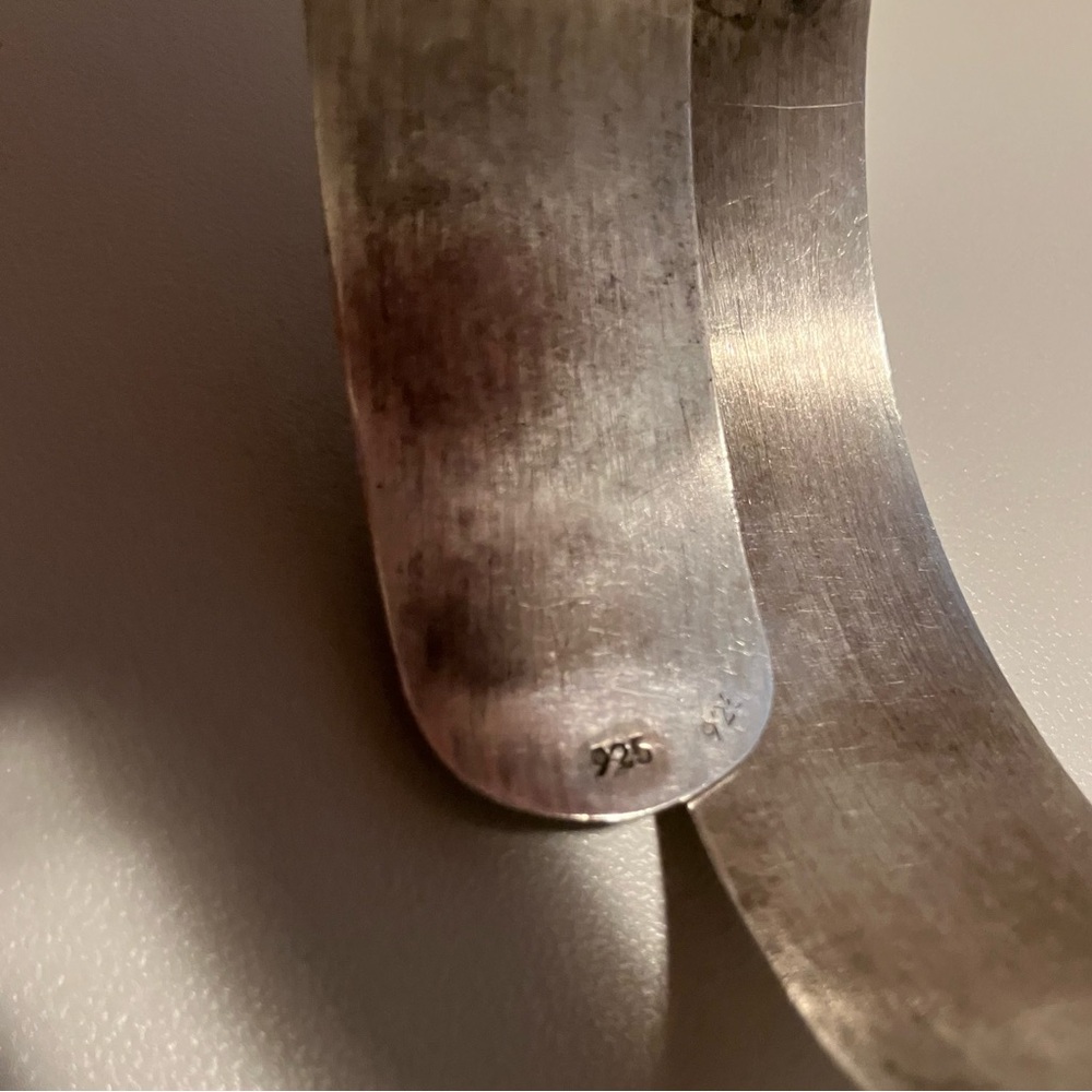 Brushed Vintage Sterling Silver Bracelet - Picture 2 of 11